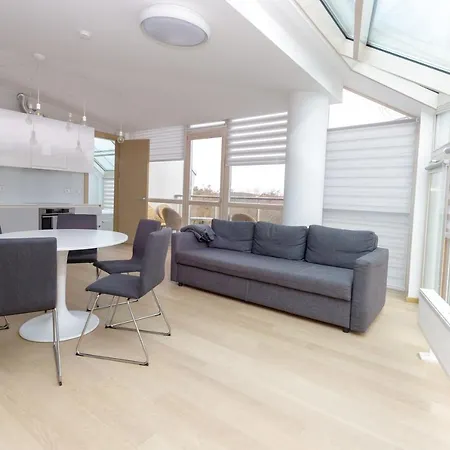 Ami Penthouse Lejlighed *